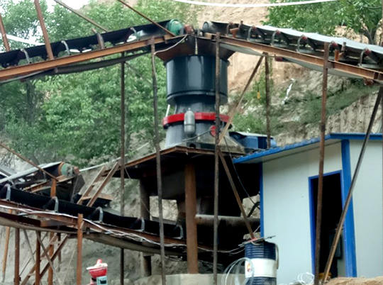 節(jié)能環(huán)保型破碎設備紅星機器推薦——單缸圓錐破